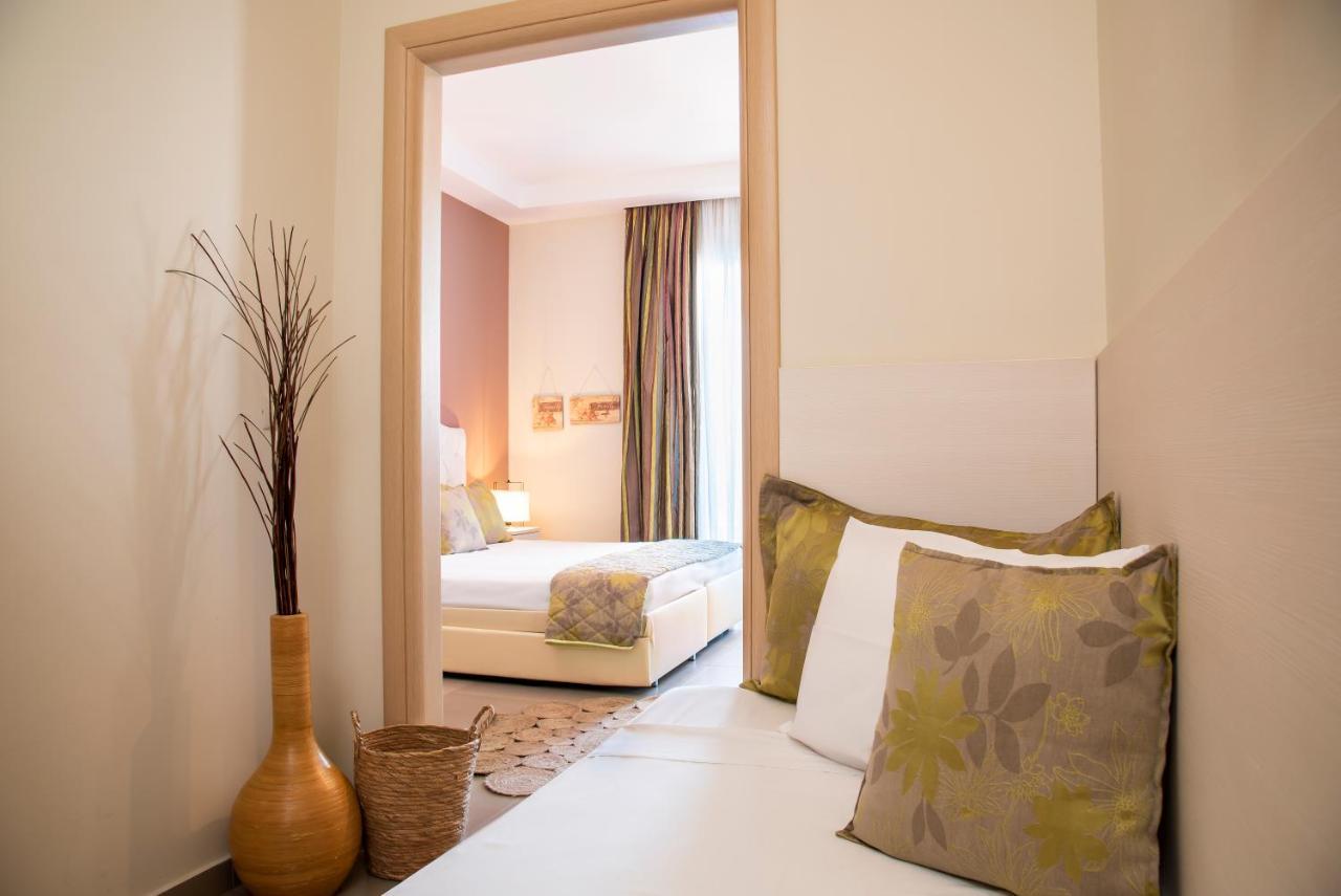 Aqua Mare Hotel Nea Kallikrateia Kültér fotó