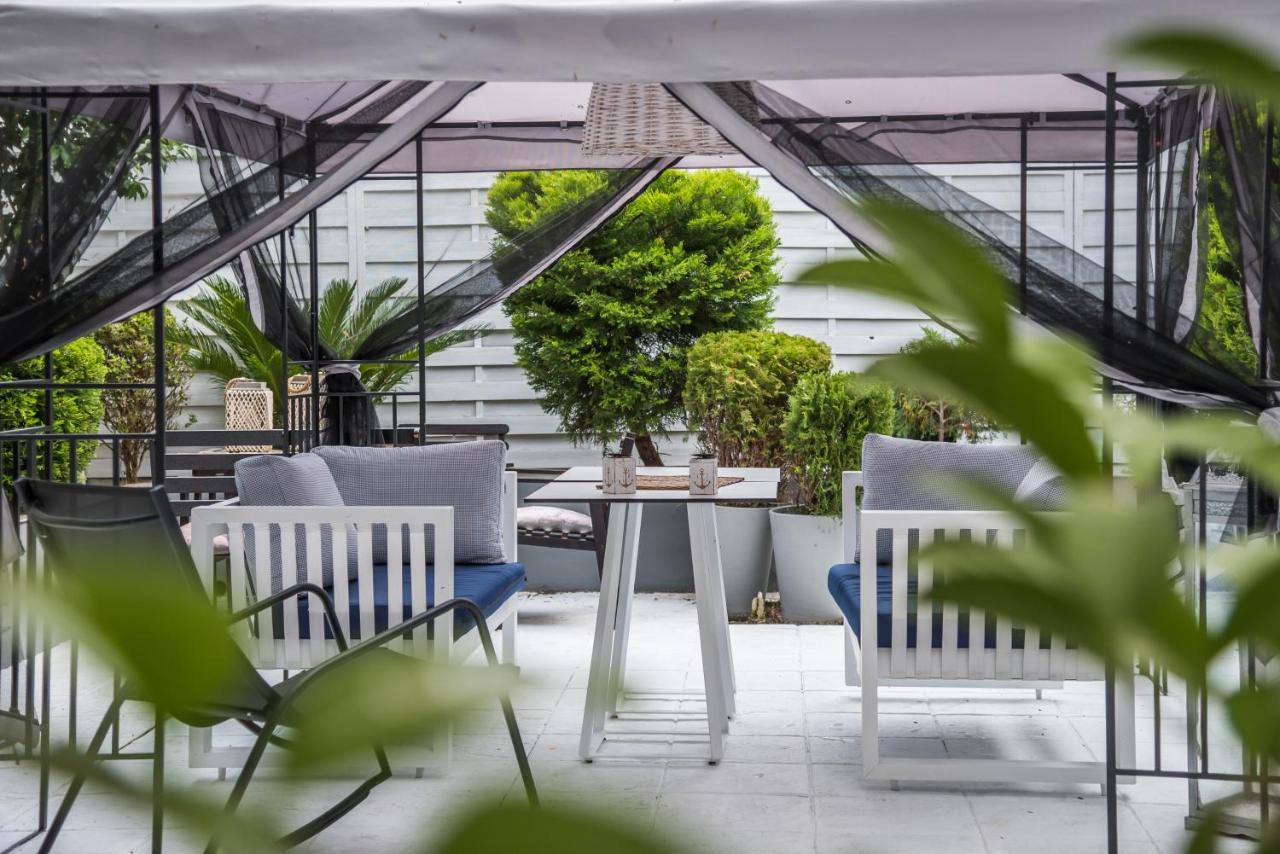 Aqua Mare Hotel Nea Kallikrateia Kültér fotó